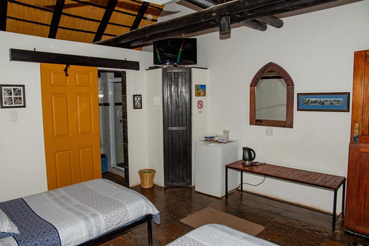 أوتجيوارونغو Lion'S Den Guesthouse المظهر الخارجي الصورة