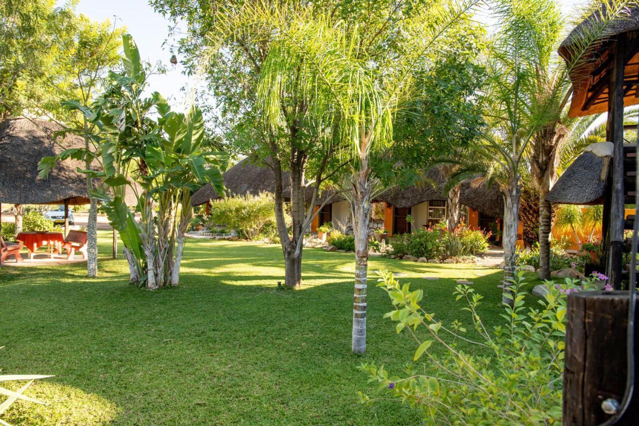 أوتجيوارونغو Lion'S Den Guesthouse المظهر الخارجي الصورة